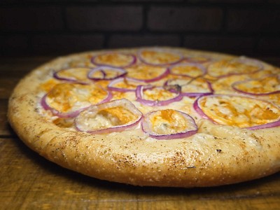 VEGAN Buffalo Chicken Pie